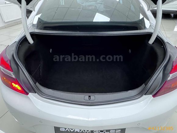 BAYRAM GÜLEZ MOT. ARAÇ. 2015 OPEL INSIGNIA COSMO HATASIZ