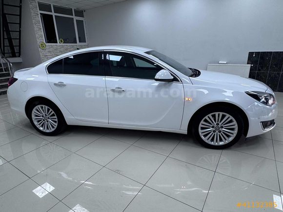 BAYRAM GÜLEZ MOT. ARAÇ. 2015 OPEL INSIGNIA COSMO HATASIZ