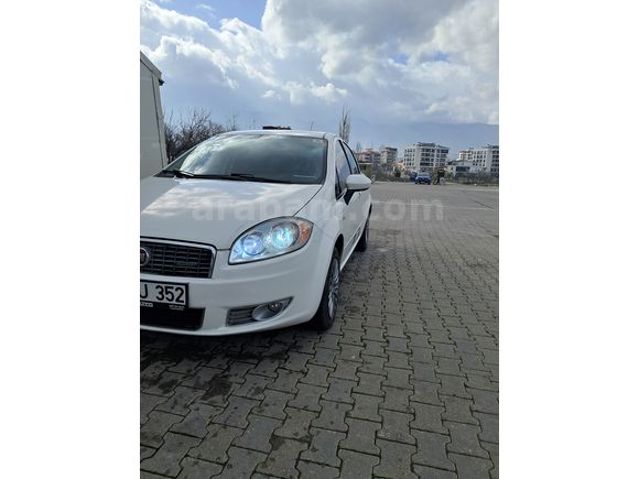 MEMURDAN DEĞİŞENSİZ Fiat Linea 1.3 Multijet Active Plus 2011 Model 