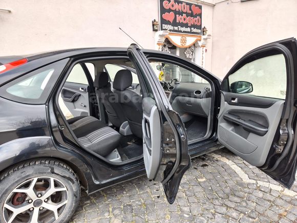 Sahibinden Ford Focus 1.6 Comfort 2011 Model