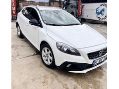 Sahibinden Volvo V40 Cross Country 1.6 D Advance 2014 Model Tokat 139.000 km Beyaz  otomatik vites 