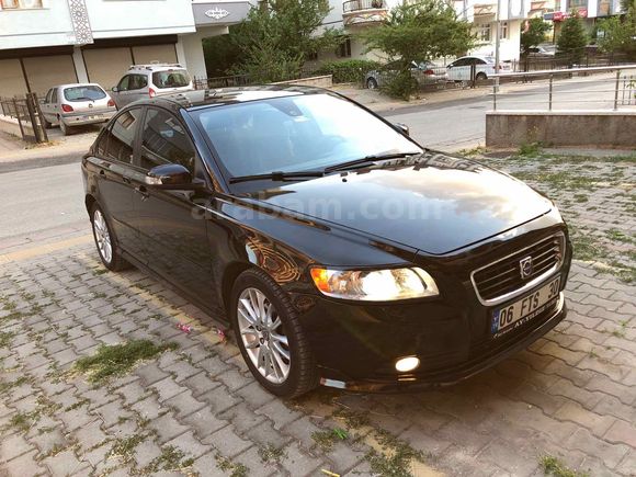 Sahibinden Volvo S40 1.6 D Dynamic 2008 Model  282.000 km Siyah