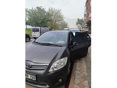 Sahibinden Toyota Auris 1.4 D-4D Comfort Extra 2010 Model  203.500 km Füme