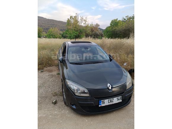 Sahibinden Renault Megane 1.6 Privilege 2011 Model