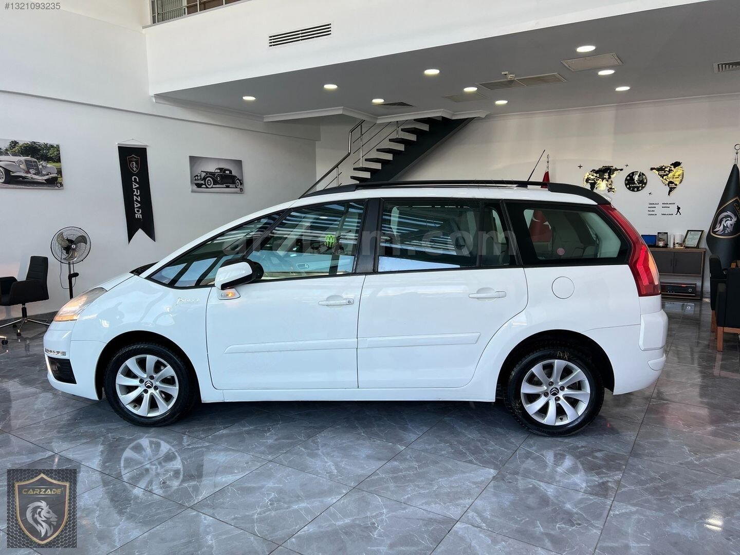 Galeriden Citroen C4 Grand Picasso 1.6 HDi Dynamic 2011 Model Ankara 126.000 km Beyaz 4