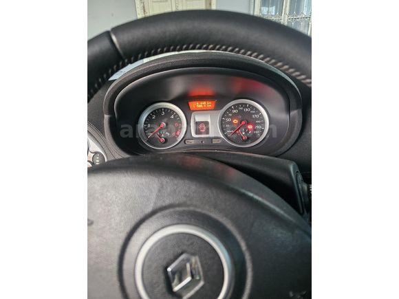 Sahibinden Renault Clio 1.5 dCi Executive 2011 Model