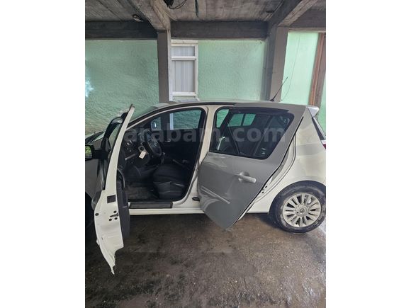 Sahibinden Renault Clio 1.5 dCi Executive 2011 Model