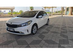 Sahibinden Kia Cerato 1.6 CRDi Concept Techno 2018 Model  260.000 km Beyaz