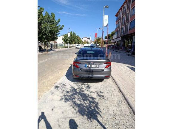 Sahibinden Fiat Egea 1.4 Fire Easy Plus 2023 Model