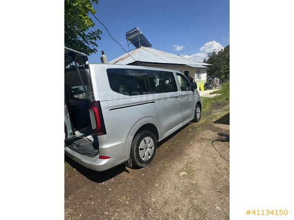 YD'den Volkswagen Transporter 2.0 TDI CamlıVan 1300 KM