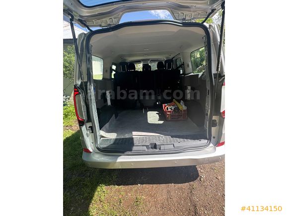 YD'den Volkswagen Transporter 2.0 TDI CamlıVan 1300 KM