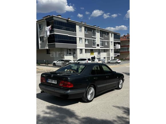 Sahibinden Mercedes - Benz E 200 Elegance 1996 Model 