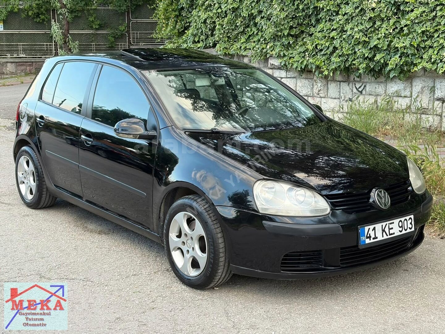 Galeriden Volkswagen Golf 1.6 Highline 2004 Model Ankara 269.000 km Siyah 1