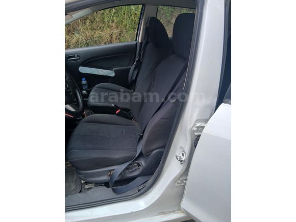 Sahibinden Mazda 2 1.5 Go 2010 Model