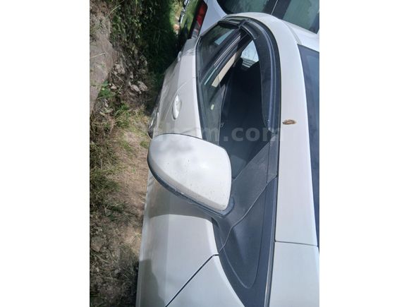 Sahibinden Mazda 2 1.5 Go 2010 Model