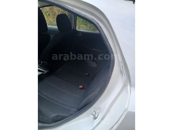 Sahibinden Mazda 2 1.5 Go 2010 Model