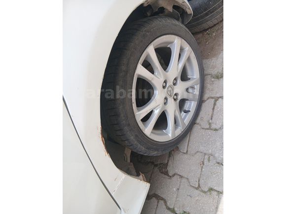 Sahibinden Mazda 2 1.5 Go 2010 Model