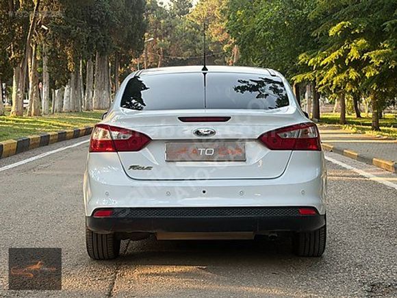ATO-CAR'DAN 2014 FOCUS 1.6Ti-VCT 125HP STYLE İLK ELDEN MANUEL