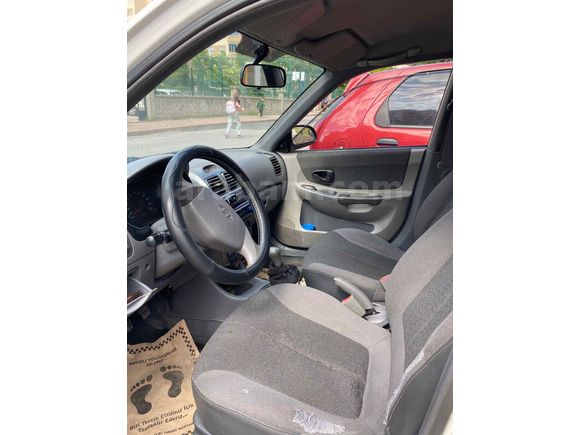 Sahibinden Hyundai Accent 1.3 Admire 2002 Model 