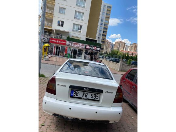 Sahibinden Hyundai Accent 1.3 Admire 2002 Model 