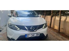 BİNİCİDEN, DÜŞÜK KM,TEMİZ ,SORUNSUZ,YORULMAMIŞ Nissan Qashqai 1.2 DIG-T T