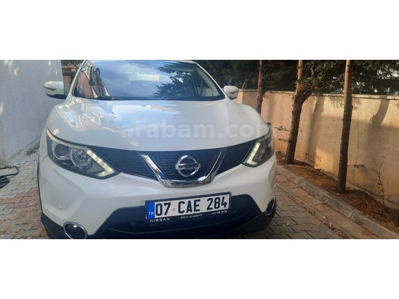 BİNİCİDEN, DÜŞÜK KM,TEMİZ ,SORUNSUZ,YORULMAMIŞ Nissan Qashqai 1.2 DIG-T T