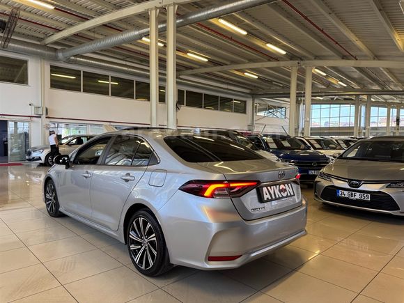 2022 TOYOTA COROLLA 1.5 FLAME X-PACK MULTIDRIVE S