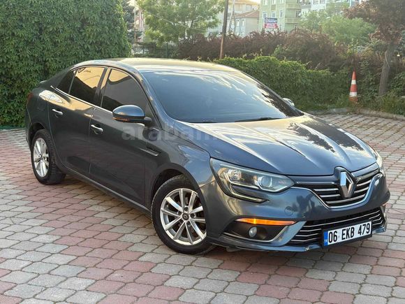 YİĞİT MOTORS DAN Renault Megane 1.5 dCi Touch Plus 2017 Model Ankara