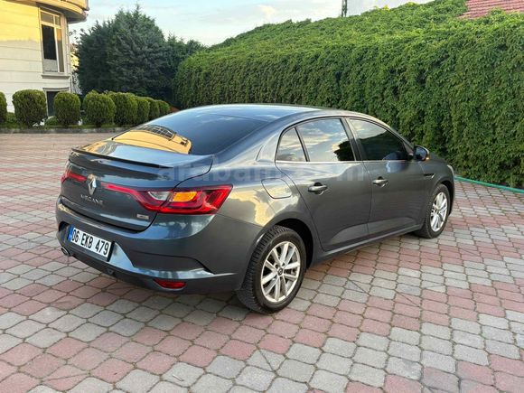 YİĞİT MOTORS DAN Renault Megane 1.5 dCi Touch Plus 2017 Model Ankara