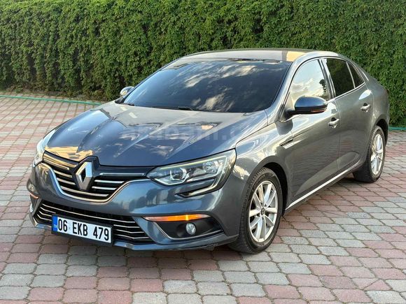 YİĞİT MOTORS DAN Renault Megane 1.5 dCi Touch Plus 2017 Model Ankara