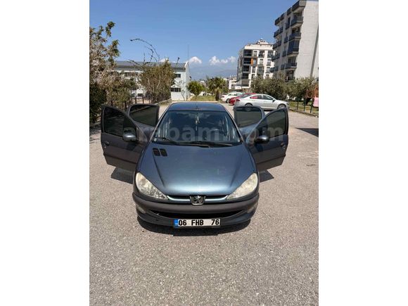Peugeot 206