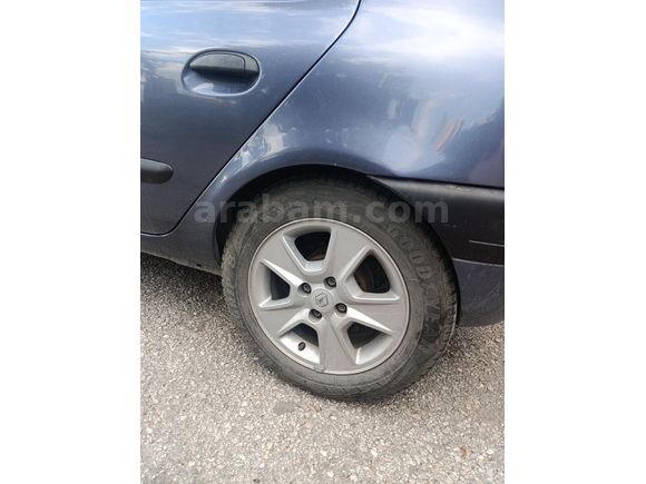 Sahibinden Renault Clio 1.4 RTA 2001 Model