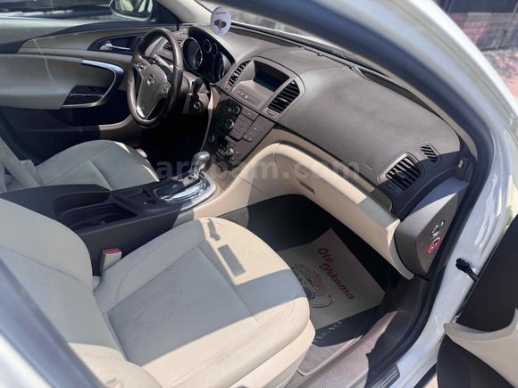 Galeriden Opel Insignia 2.0 CDTI Edition 2011 Model Antalya