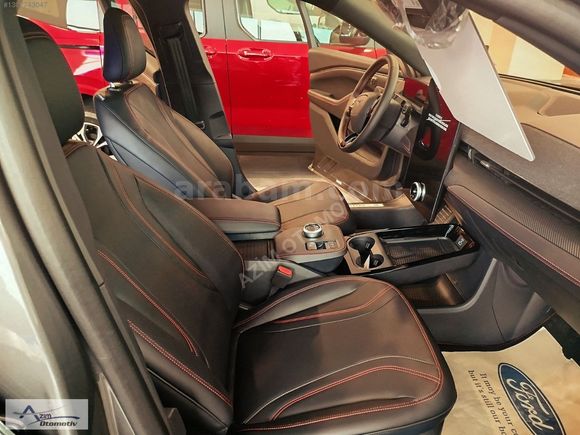 FORD BAYİDEN PREMİUM STANDART RANGE 4X4 450 MENZİL PLAKALI O KM