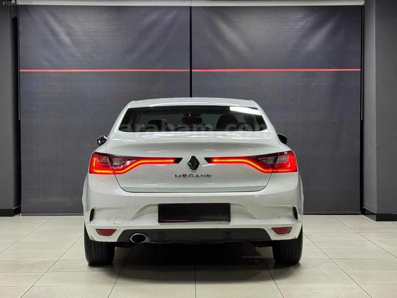 BOYASIZ DEĞİŞENSİZ RENAULT MEGANE 1.5 DCI TOUCH EDC