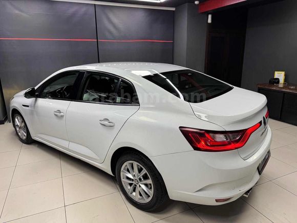 BOYASIZ DEĞİŞENSİZ RENAULT MEGANE 1.5 DCI TOUCH EDC