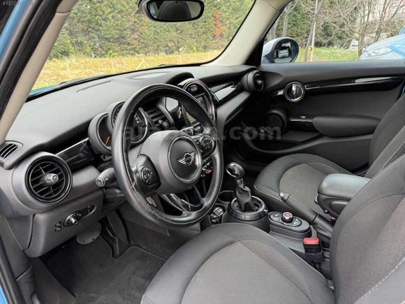 BOYASIZ HATASIZ MİNİ COOPER 1.5 D CHİLİ OTOMATİK - CAM TAVAN