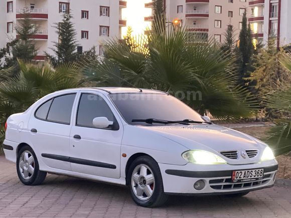 Sahibinden Renault Megane 1.6 RXT 2001 Model