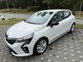 2025 ÇIKIŞLI RENAULT CLİO 1.0 TCe EVOLUTİON - MKYJLI-GVNLİK PAKT