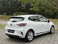 2025 ÇIKIŞLI RENAULT CLİO 1.0 TCe EVOLUTİON - MKYJLI-GVNLİK PAKT