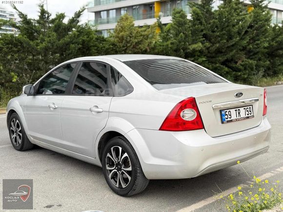 KOÇLAR AUTODAN DÜŞÜK KM TEMİZ AİLE ARACI 1 PARÇA BOYALI