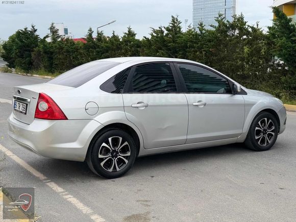 KOÇLAR AUTODAN DÜŞÜK KM TEMİZ AİLE ARACI 1 PARÇA BOYALI