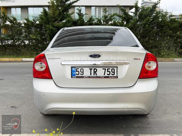 KOÇLAR AUTODAN DÜŞÜK KM TEMİZ AİLE ARACI 1 PARÇA BOYALI
