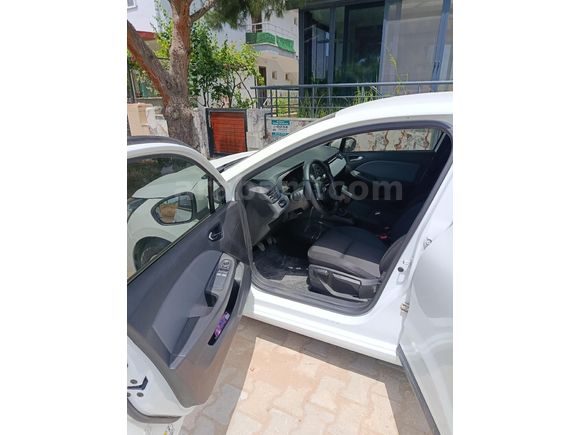 Sahibinden Renault Clio 1.0 SCe Joy 2021 Model Burhaniye-Balıkesir