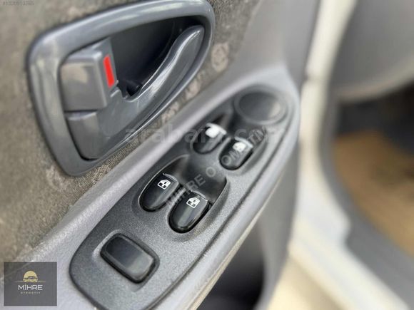 MİHREDEN 2006 MODEL ACCENT KARTA 12 TAKSİT!