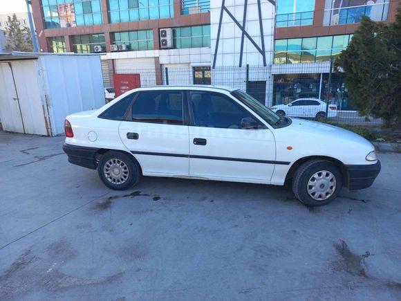 Sahibinden Opel Astra 1.4 Classic 2001 Model 