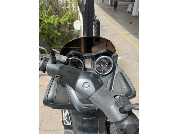 Sahibinden Yamaha X-Max 250 Momo Design 