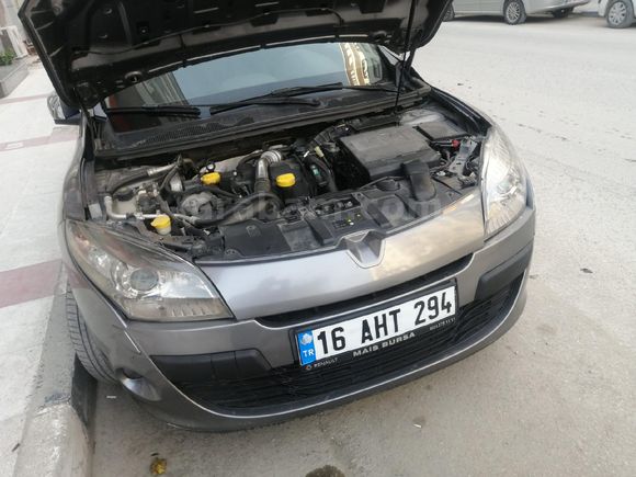 Sahibinden Renault Megane 1.5 dCi Expression 2012 Model