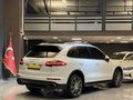 EMSALSİZ Porsche Cayenne Diesel 2015 Model 
