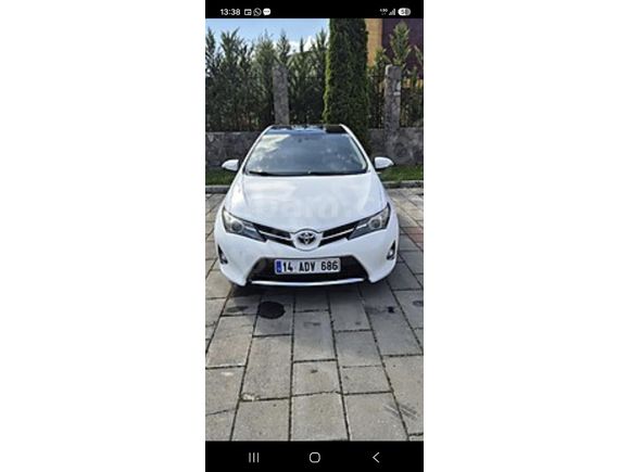 Sahibinden Toyota Auris 1.4 D-4D Advance Skypack 2014 Model